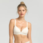 Dámská podprsenka bez kostic DIM INVISIBLE WIREFREE PADDED BRA – DIM – smetanová