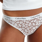 Krajkové kalhotky 3-pack – QD3926E 24X – Mix barev – Calvin Klein